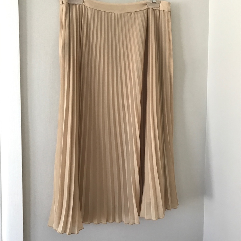 Tan pleated midi skirt